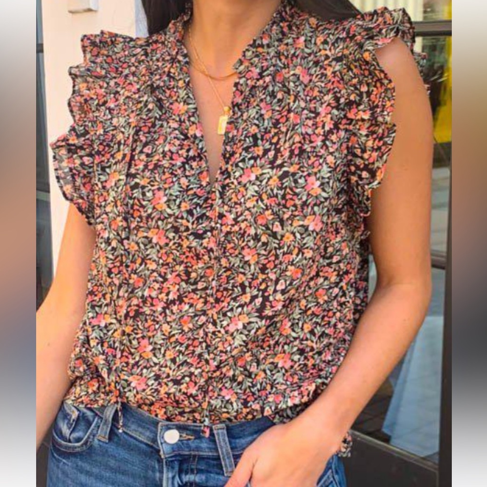BB Dakota Steve Madden Floral Ruffle Blouse